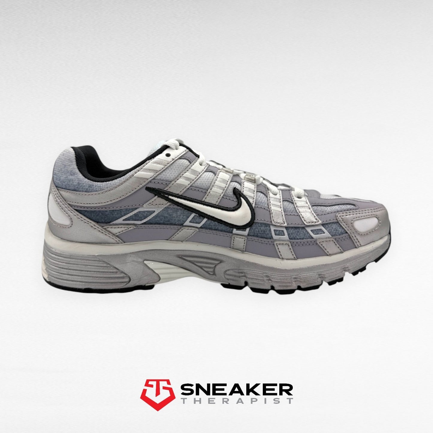 Nike P-6000 'Metallic Silver Wolf Grey' SKU: IH4465-095 Gr. EUR 41 | US 8