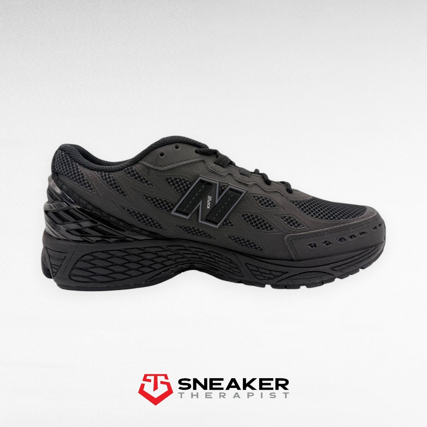New Balance 1906W 'Triple Black' SKU: U1906WFD Gr. EUR 44.5 | US 10.5