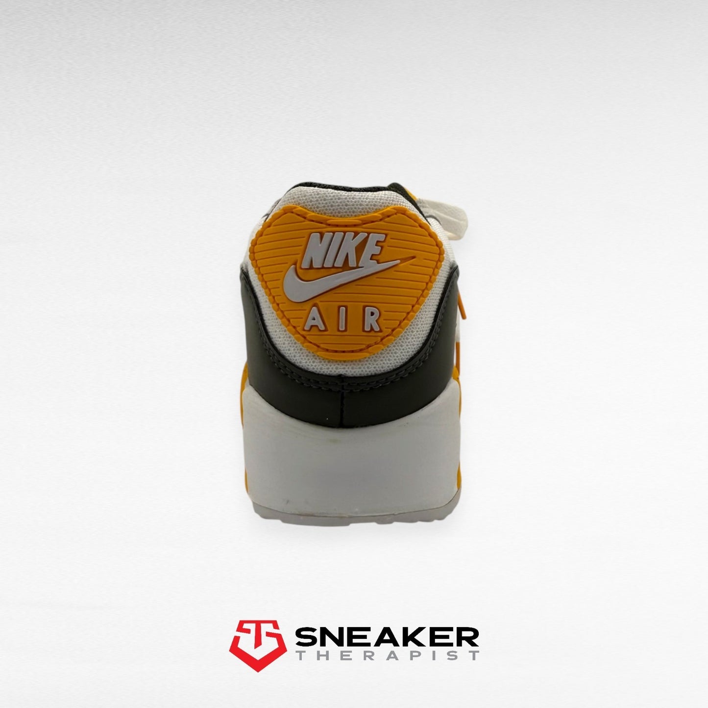 Nike Air Max 90 'University Gold' SKU: DM0029-103 Gr. 44 | 45 | 47 | 47.5