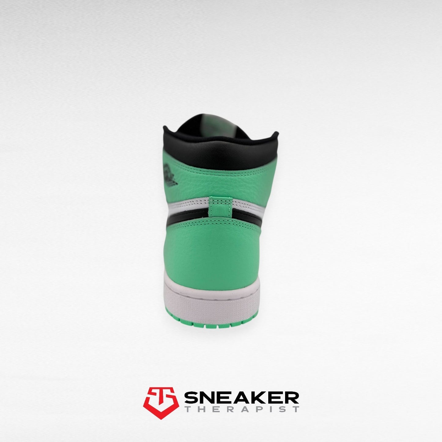 Nike Air Jordan 1 Retro High OG 'Green Glow' - DZ5485-130
