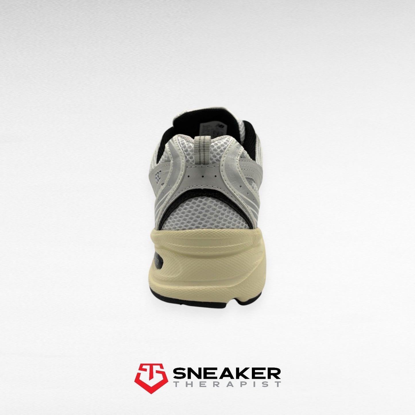 New Balance 530 'White Metallic Silver' SKU: MR530TA Gr. EUR 45 | US 11