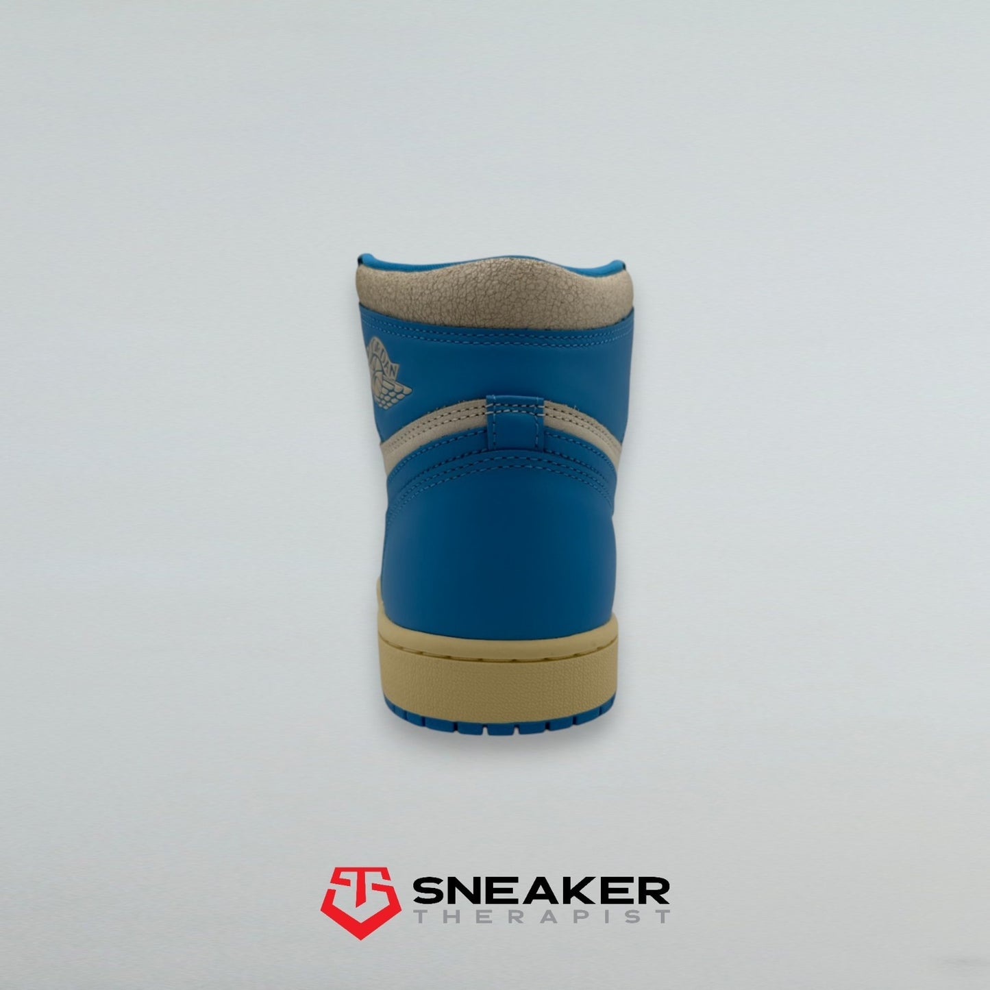 Nike Air Jordan 1 Retro High OG 'UNC Reimagined' SKU: DZ5485-402 Gr. 41 | 42