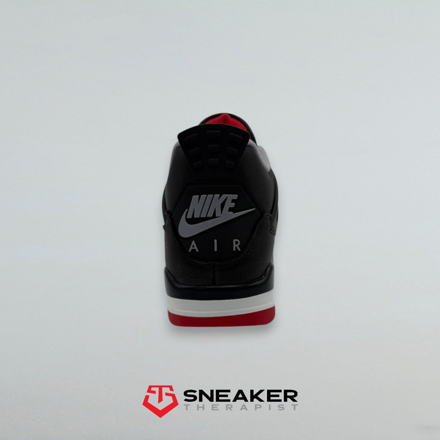 Nike Air Jordan 4 Retro 'Bred Reimagined' SKU: FV5029-006 Gr. 42 | 42.5 | 43