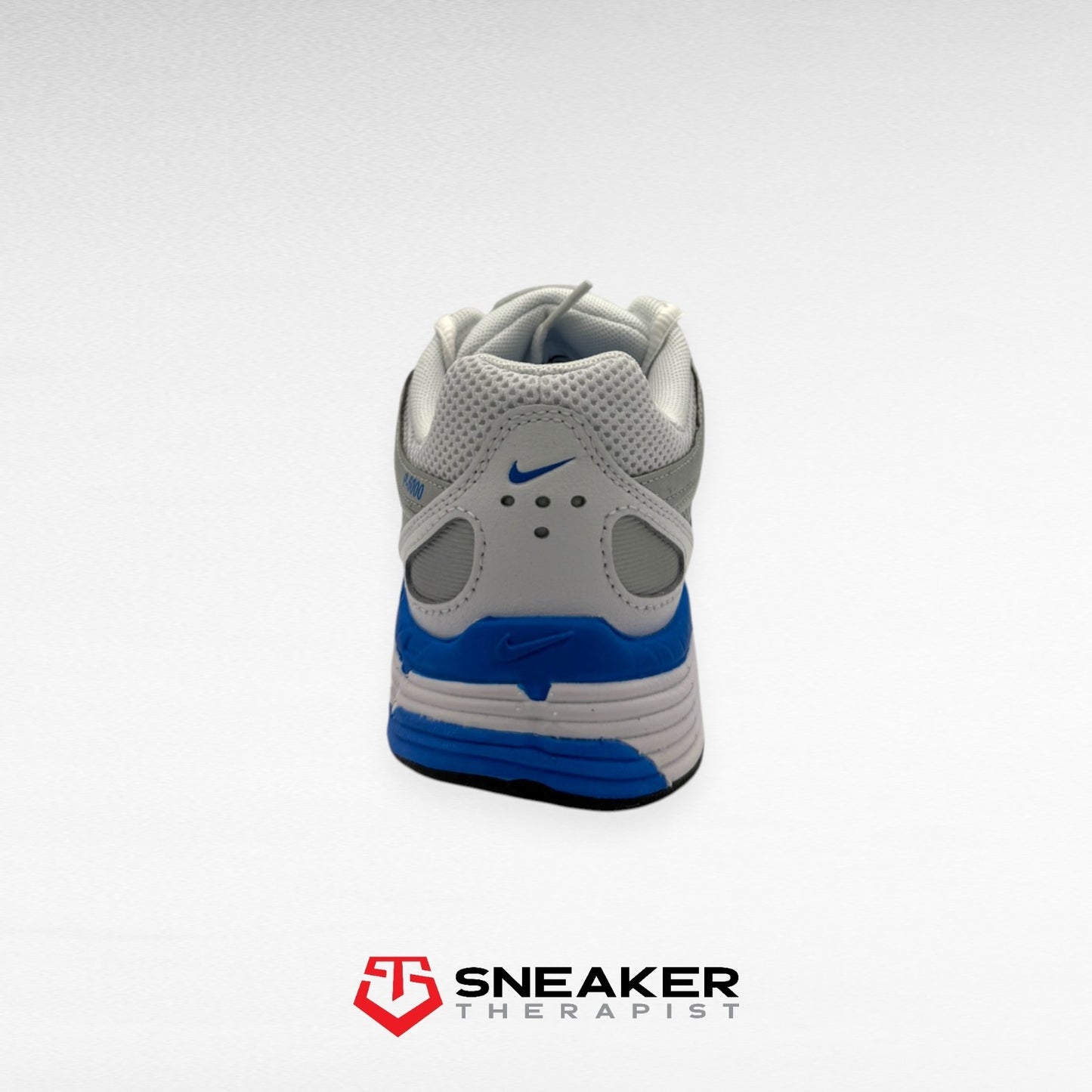 Nike Wmns P-6000 'White Photo Blue' SKU: FD9876-100 Gr. 37.5 | 38 | 38.5 | 39