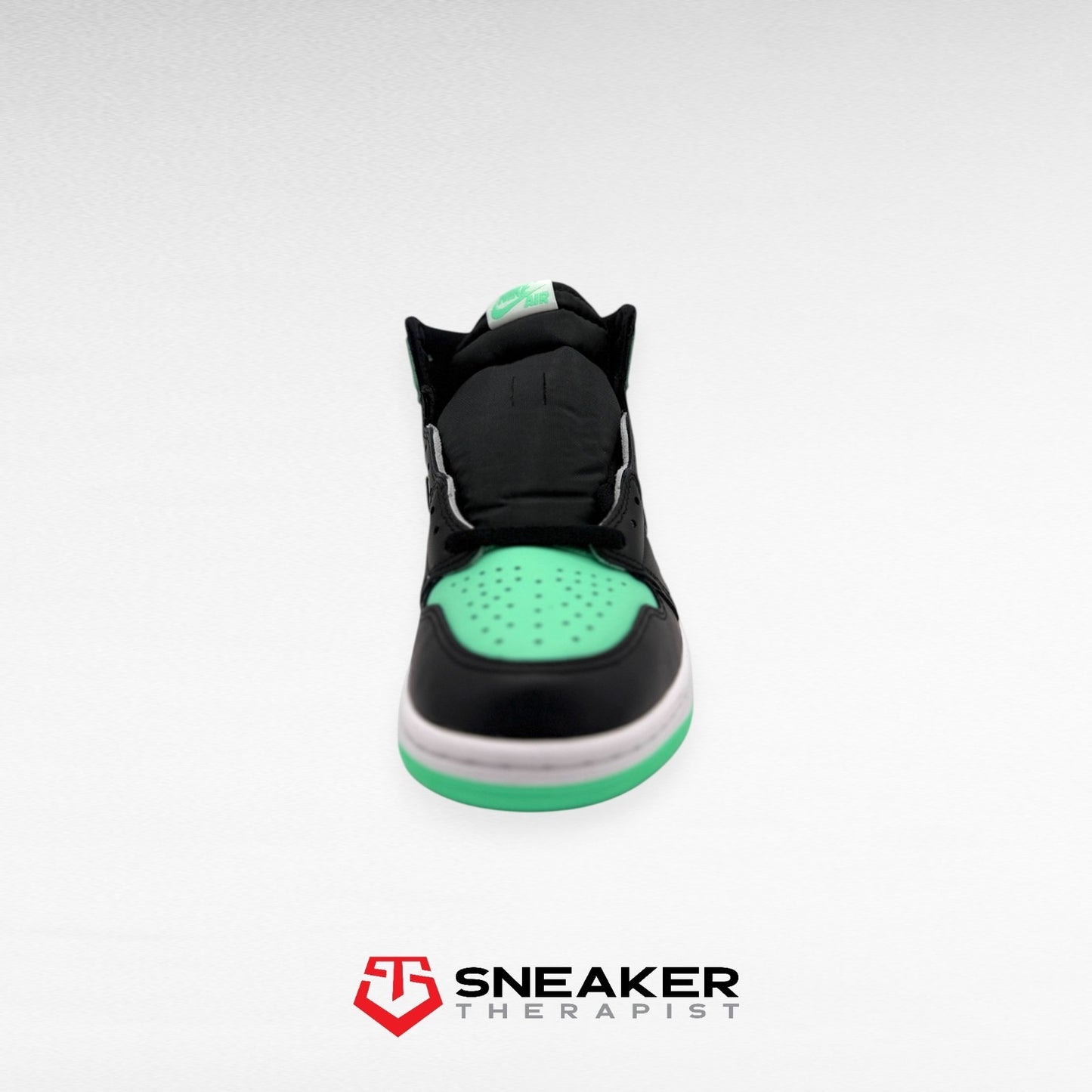 Nike Air Jordan 1 Retro High OG 'Green Glow' - DZ5485-130
