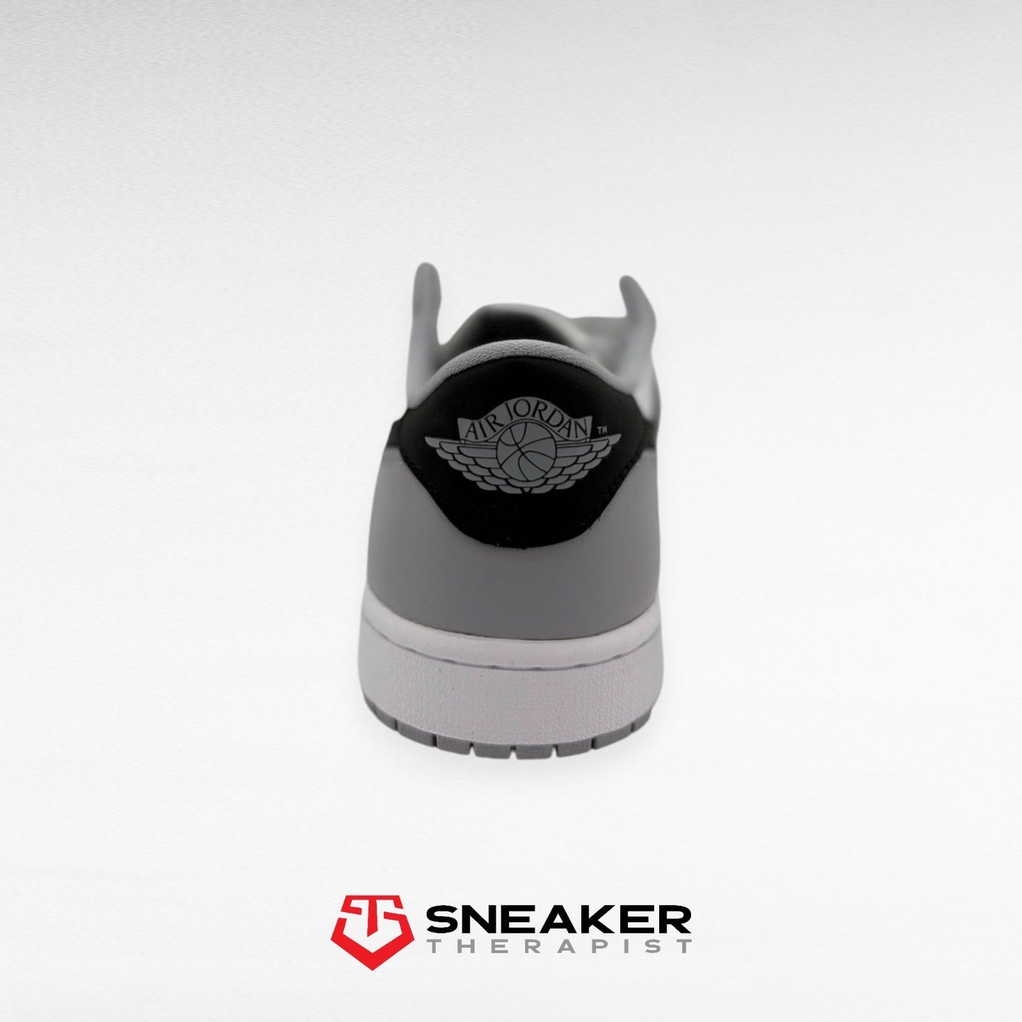 Nike Air Jordan 1 Retro Low OG 'Barons' SKU: CZ0790-110 Gr. 42.5 & 45