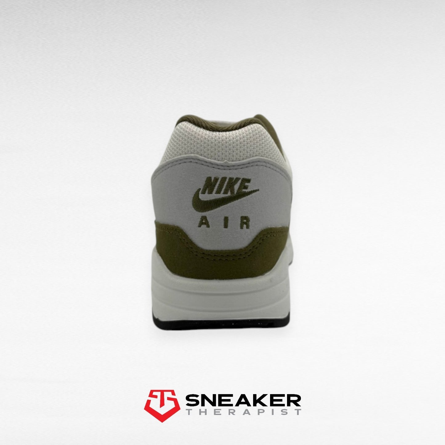 Nike Air Max 1 'Medium Olive' SKU: FD9082-102 Gr. 41 | 42 | 42.5 | 43 | 44