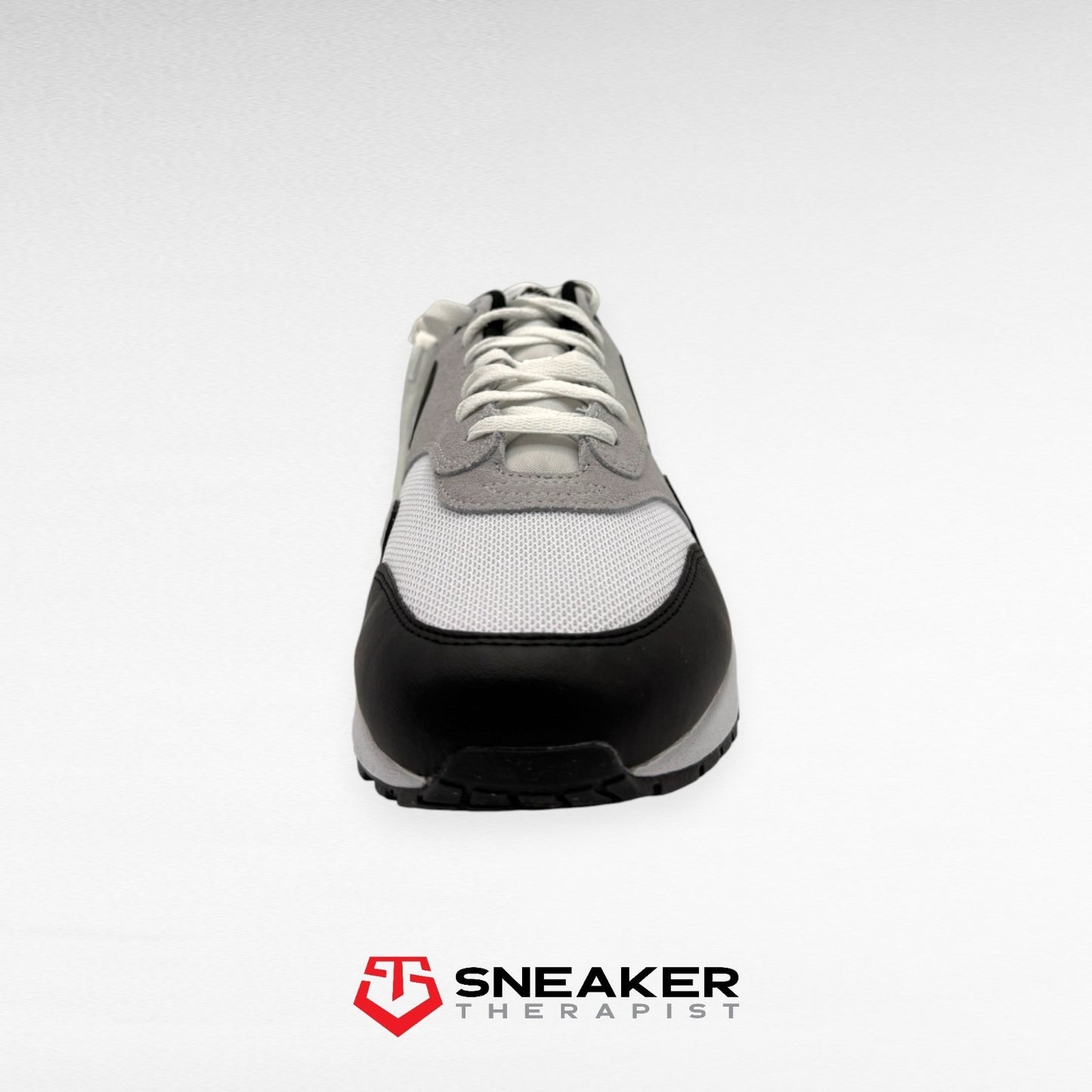Nike Air Max 1 Essential 'White Pure Platinum Black' SKU: FZ5808-102 Gr. 41 | 42