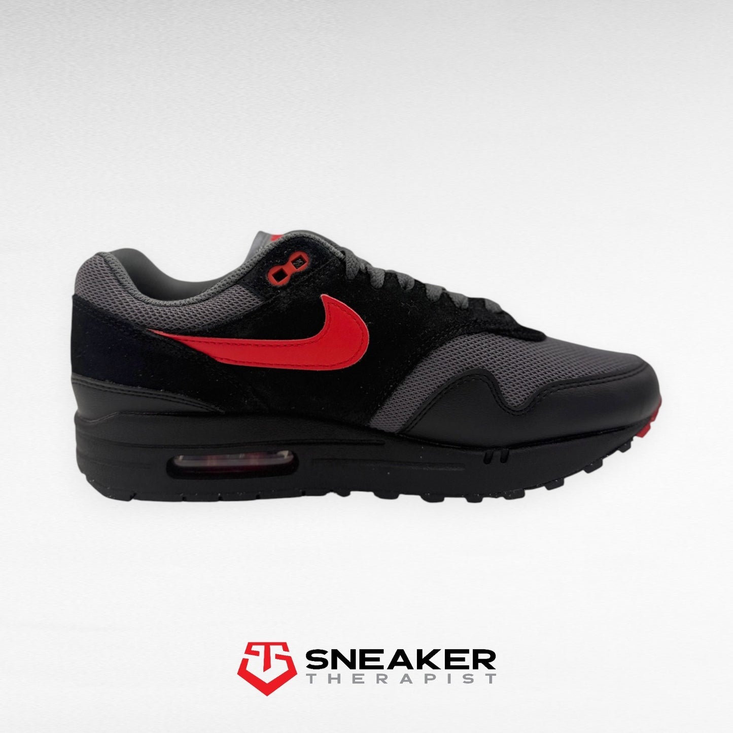 Nike Air Max 1 Essential 'Vamps' SKU: FZ5808-008 Gr. 40.5 | 42.5 | 43 | 44