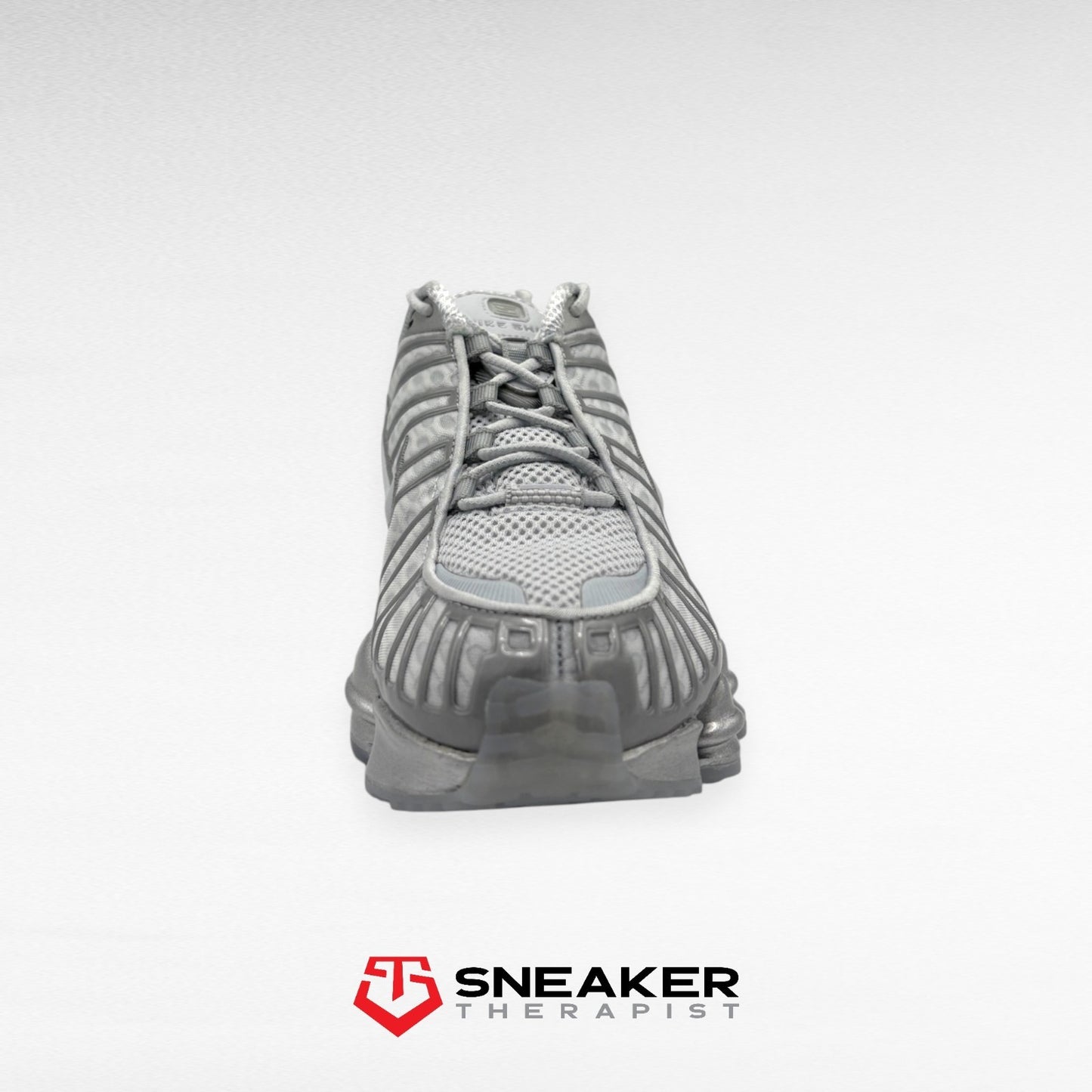 Nike Wmns Shox TL 'Chrome' SKU: AR3566-003 Gr. 40, 40.5 & 44