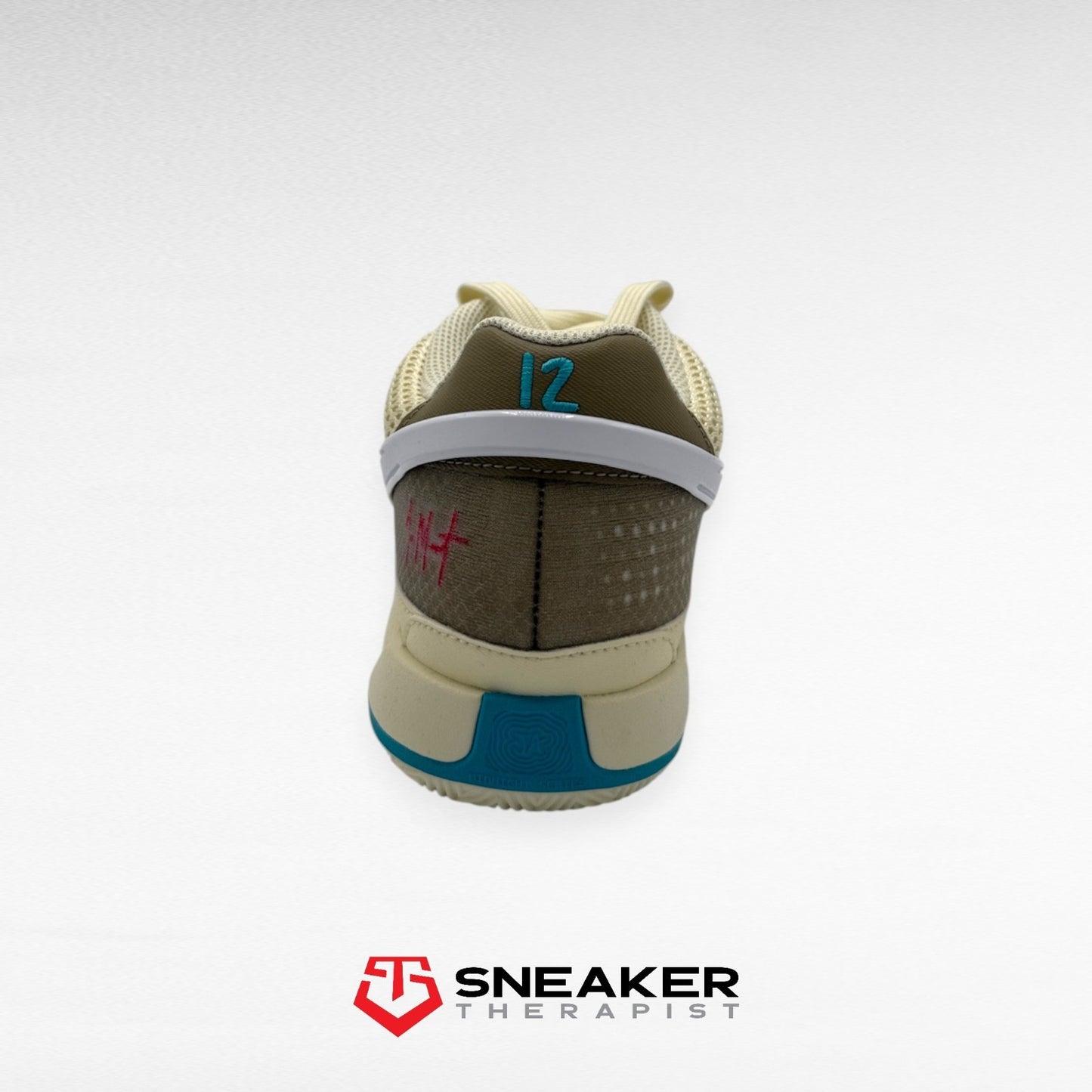 Nike Ja 1 'Seasonal' SKU: DR8785-102 Gr. 36.5 | 37.5 | 38 | 38.5