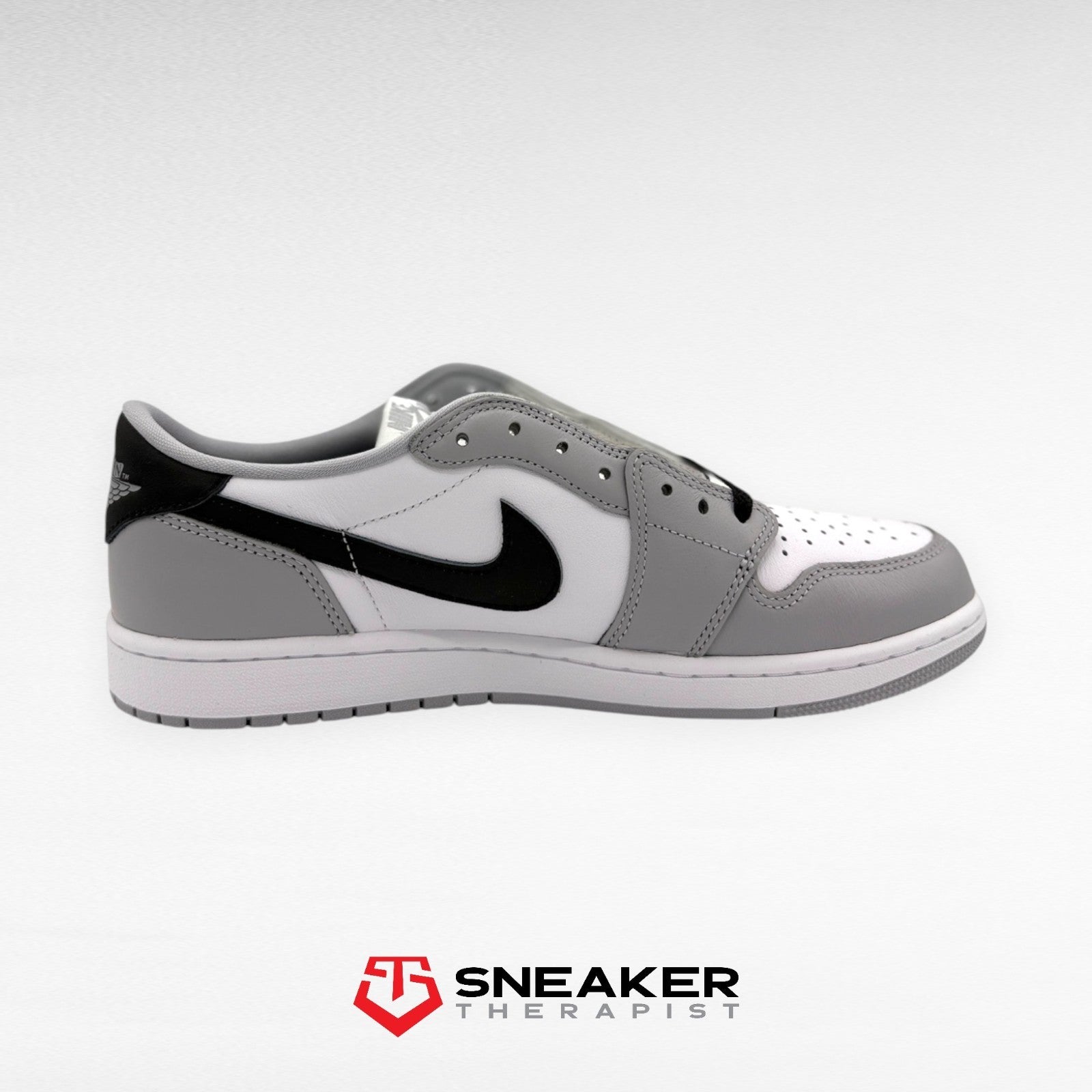 Nike Air Jordan 1 Retro Low OG 'Barons' SKU: CZ0790-110 Gr. 42.5 & 45