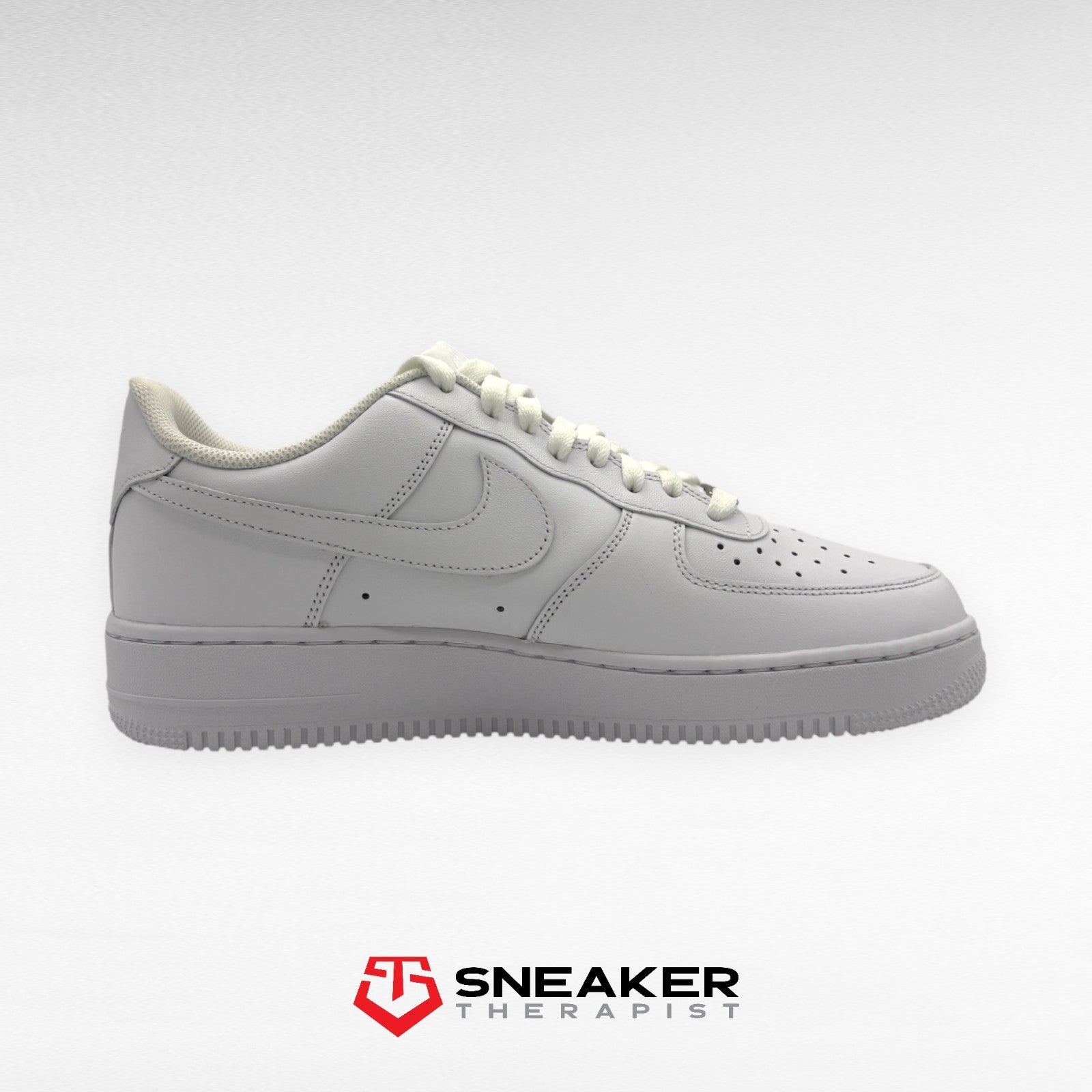 Nike Air Force 1 '07 'Triple White' SKU: CW2288-111 all sizes | alle Größen