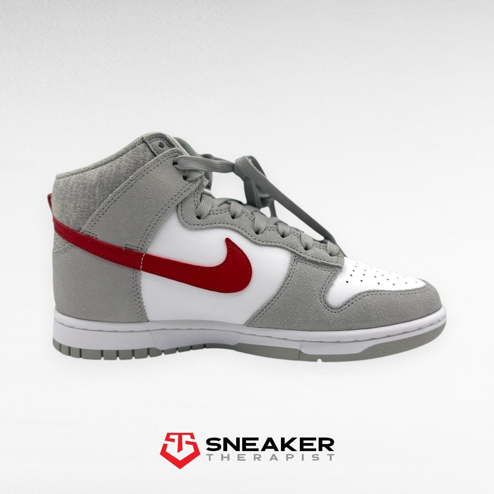 Nike Dunk High SE 'Athletic Club - Light Smoke Grey Gym Red' SKU: DJ6152-001