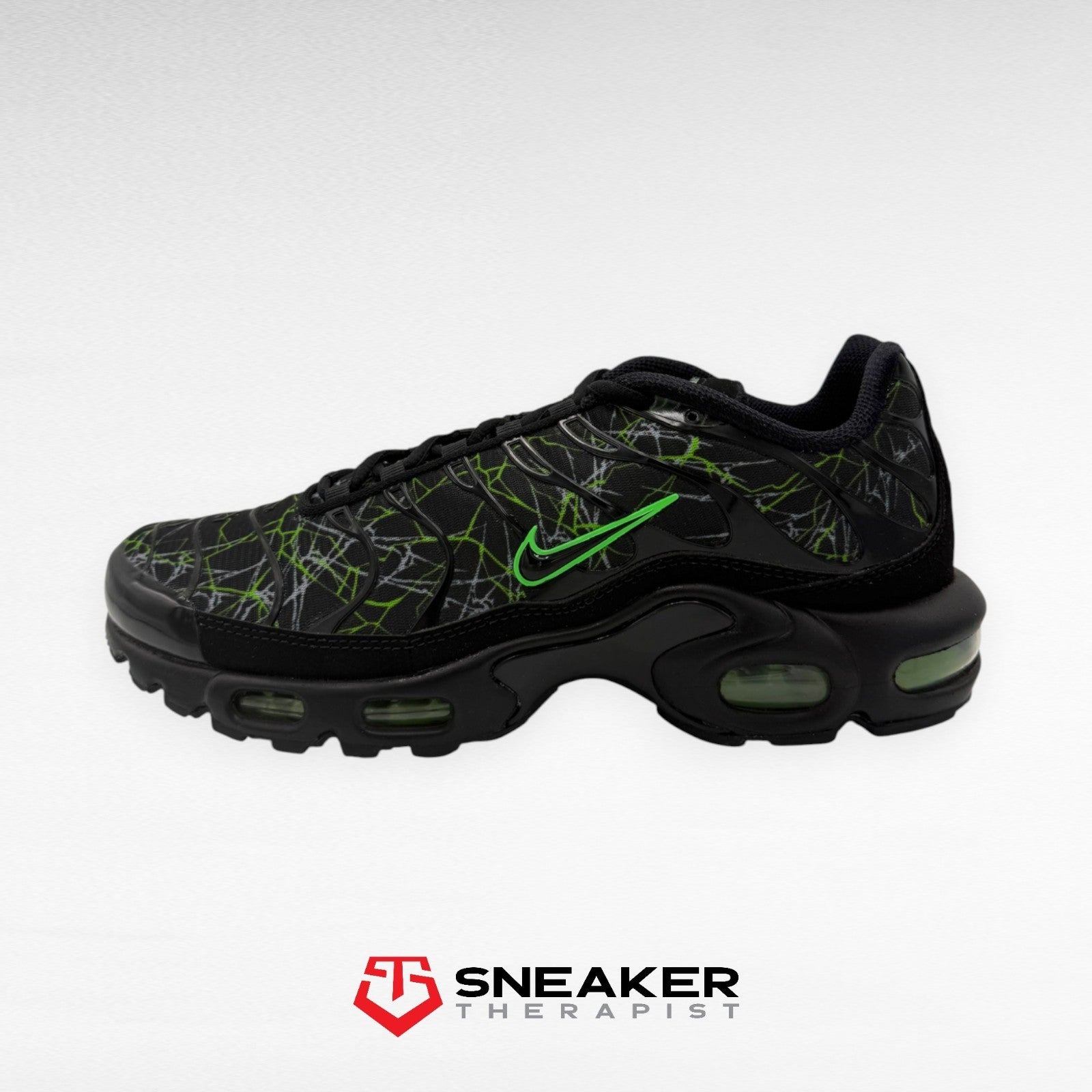Nike Air Max Plus 'Shattered Glass' SKU: IB3075-001 Gr. 42 | 42.5 | 44 | 44.5