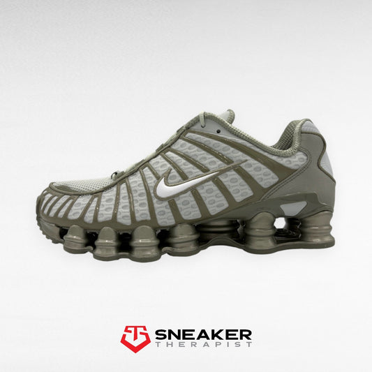 Nike Wmns Shox TL 'Light Army' SKU: AR3566-006 Gr. 35.5 | 37.5 | 42 | 43