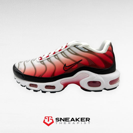 Nike Air Max Plus 'White Black University Red' HM9611-100 Gr. 38.5 | 39 | 42