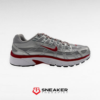 Nike P-6000 'Metallic Silver Gym Red' - CD6404-024 - Größe EU 44.5 | US 10.5
