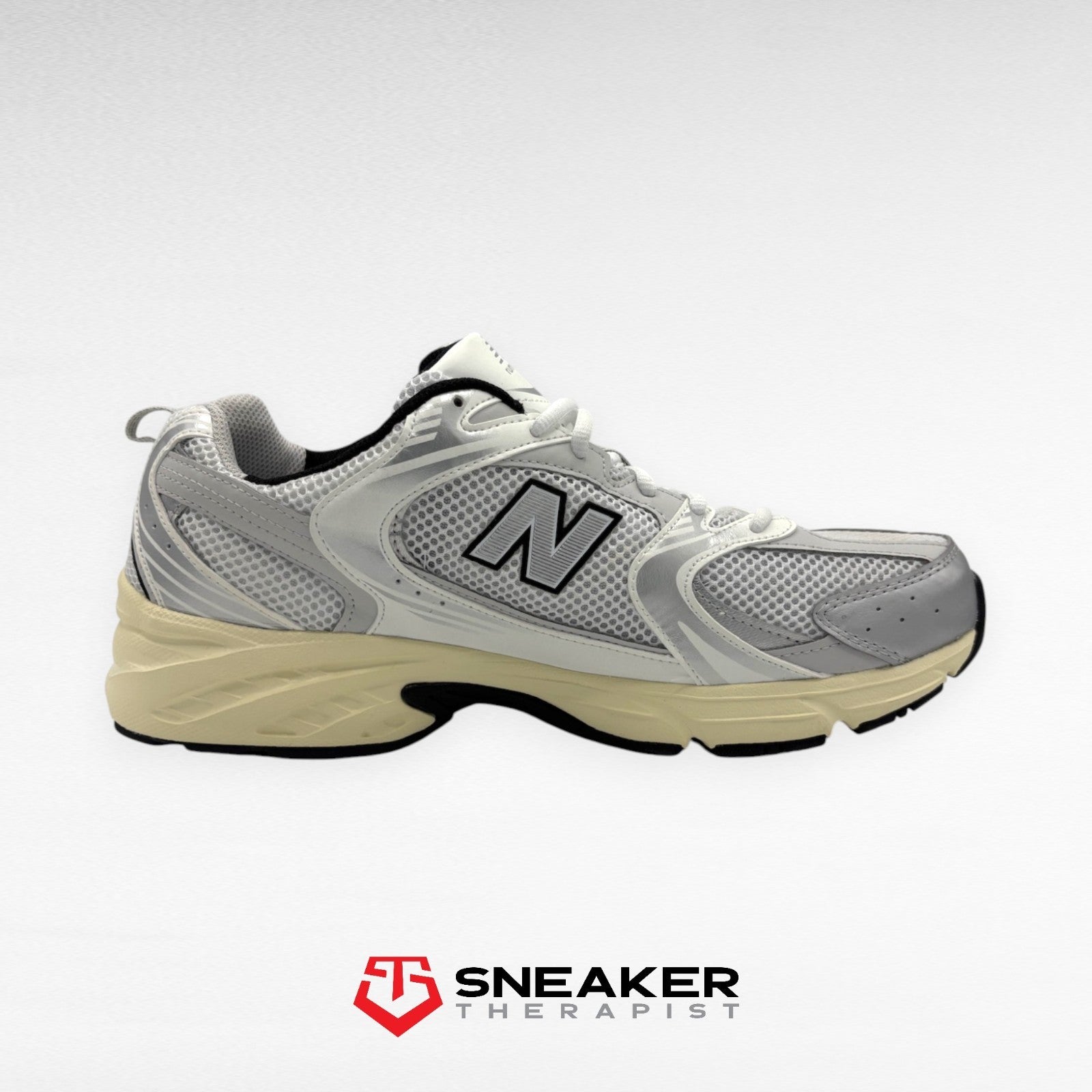 New Balance 530 'White Metallic Silver' SKU: MR530TA Gr. EUR 45 | US 11