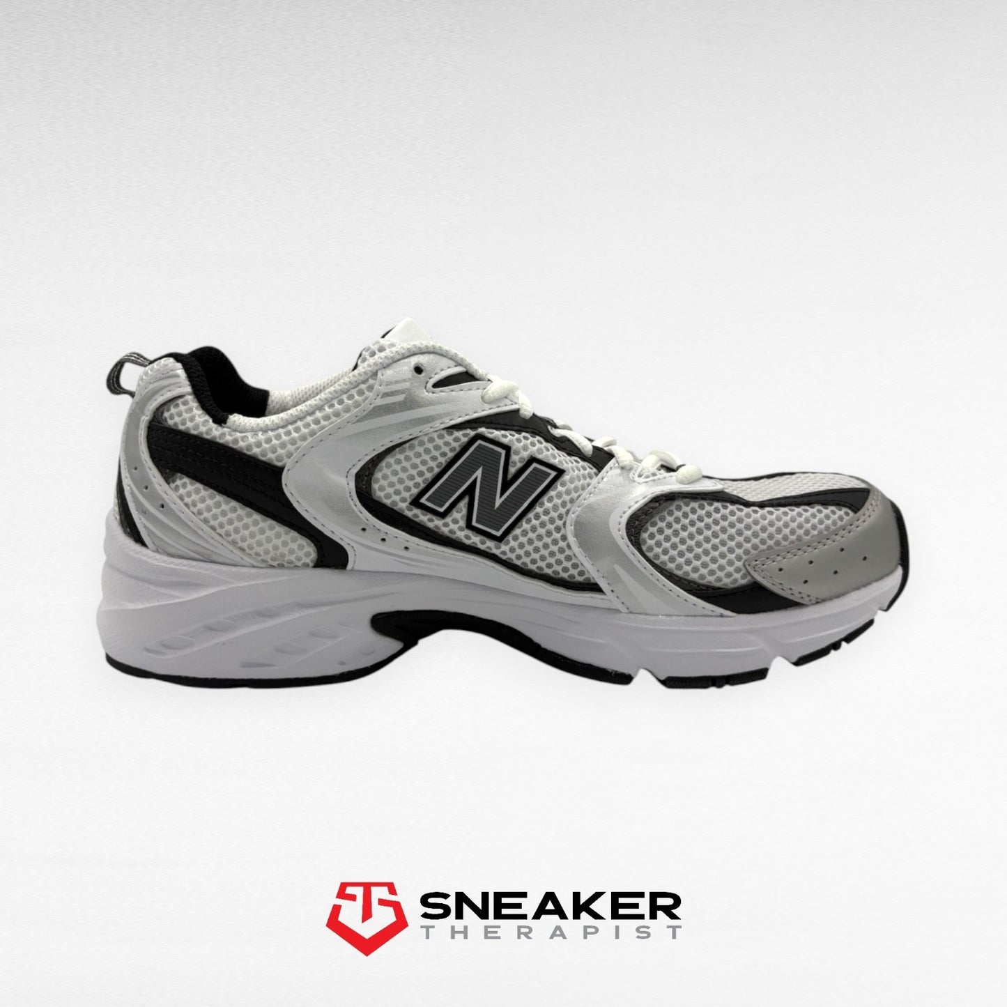 New Balance 530 'White Silver Metallic' SKU: MR530LB Gr. EUR 40.5 | US 7.5