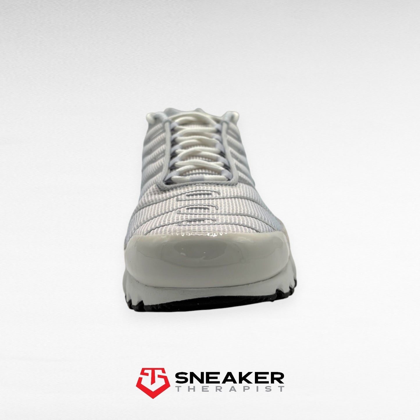 Nike Air Max Plus 'Pure Platinum' SKU: FN7813-001 Gr. 41 | 42 | 42.5 | 43 | 44