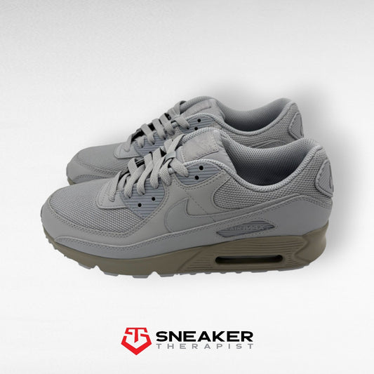 Nike Air Max 90 'Triple Grey' SKU: CN8490-001 Gr. 40 | 42 | 42.5 | 44 | 45