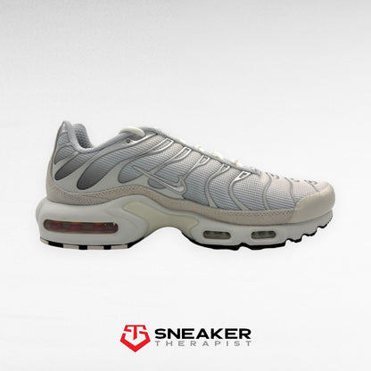 Nike Air Max Plus 'Pure Platinum' SKU: FN7813-001 Gr. 41 | 42 | 42.5 | 43 | 44