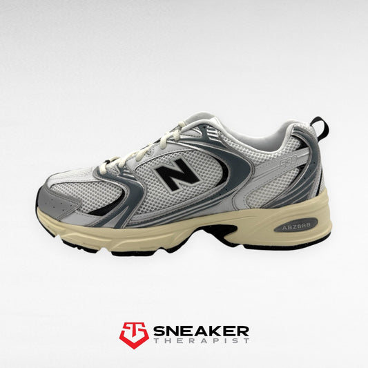 New Balance 530 'Silver Metallic Black Cement' SKU: U530ESA Gr. 45 & 46.5
