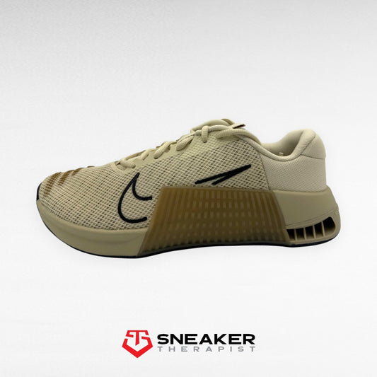 Nike Metcon 9 'Light Khaki' - DZ2617-200 - Größe EU 39 | US 6.5