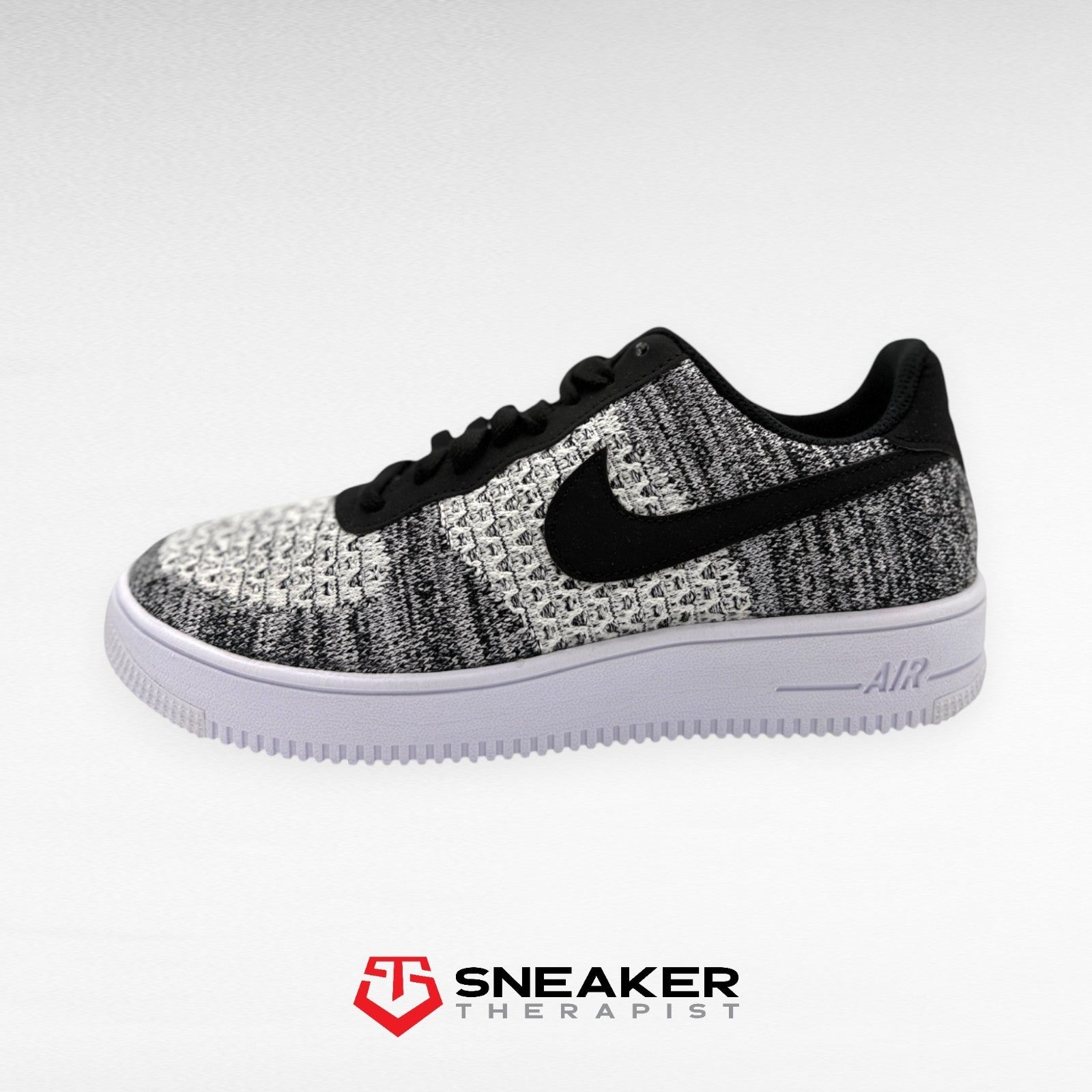 Nike Air Force 1 Flyknit Low 2.0 'Oreo' - AV3042-001 - Größe 42 | 44 | 44.5 | 45