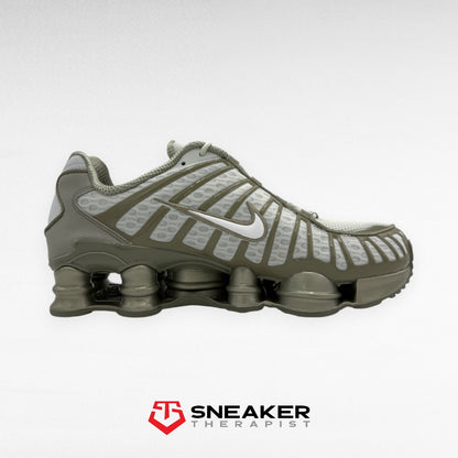 Nike Wmns Shox TL 'Light Army' SKU: AR3566-006 Gr. 35.5 | 37.5 | 42 | 43
