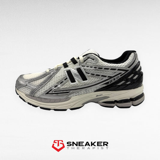 New Balance 1906R 'Silver Metallic Black' SKU: M1906RER Gr. 36 | 45 | 46.5