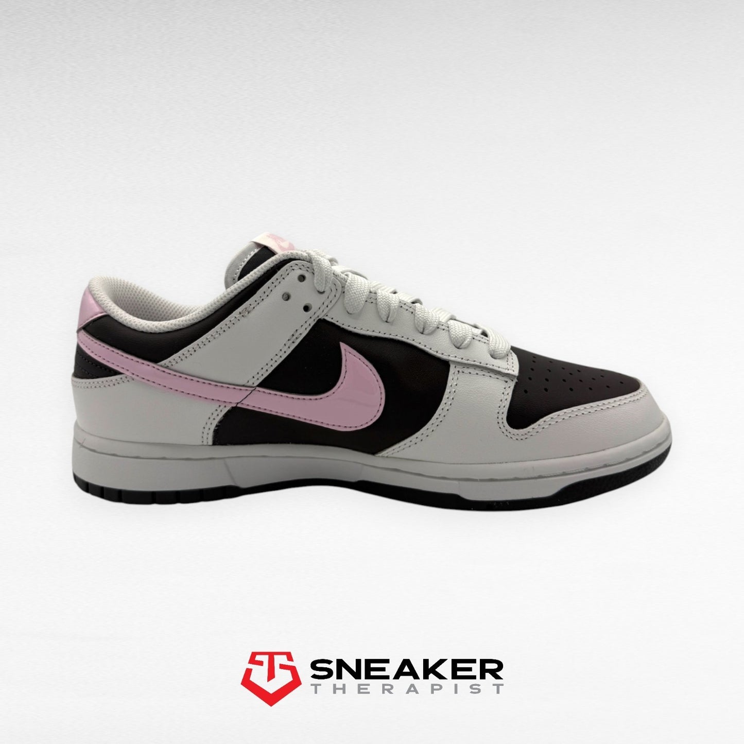 Nike Wmns Dunk Low 'Summit White Pink Foam' SKU: IB8510-100 Gr. 38 | 38.5 | 39