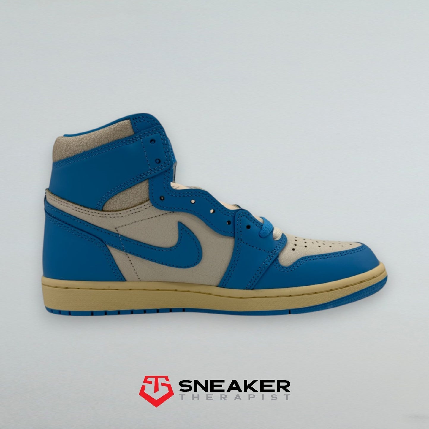 Nike Air Jordan 1 Retro High OG 'UNC Reimagined' SKU: DZ5485-402 Gr. 41 | 42 