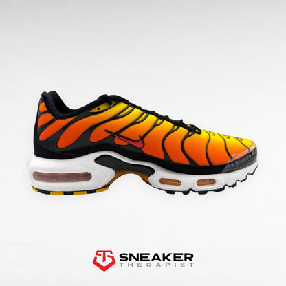 Nike Air Max Plus 'Sunset' SKU: HF0552-001 Gr. 41 | 42.5 | 44 | 45 | 46 | 47.5