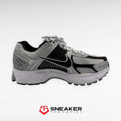 Nike Air Zoom Vomero 5 'Metallic Silver Black' SKU: FJ4151-004 Gr. 36.5 | 37.5