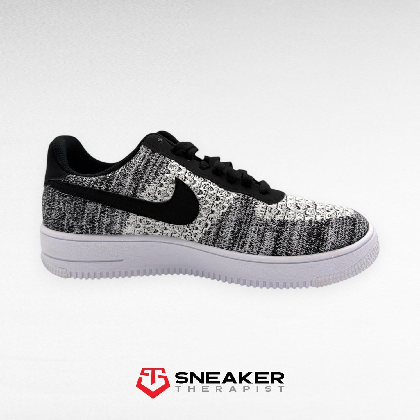 Nike Air Force 1 Flyknit Low 2.0 'Oreo' - AV3042-001 - Größe 42 | 44 | 44.5 | 45