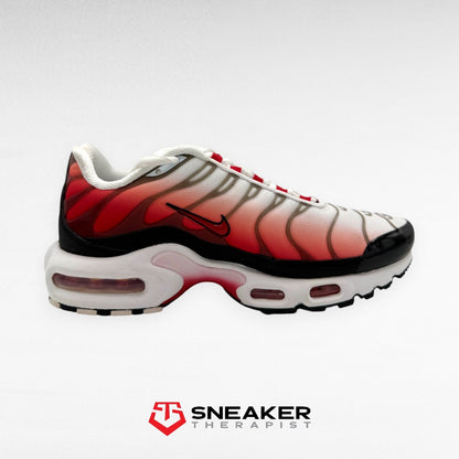 Nike Air Max Plus 'White Black University Red' HM9611-100 Gr. 38.5 | 39 | 42