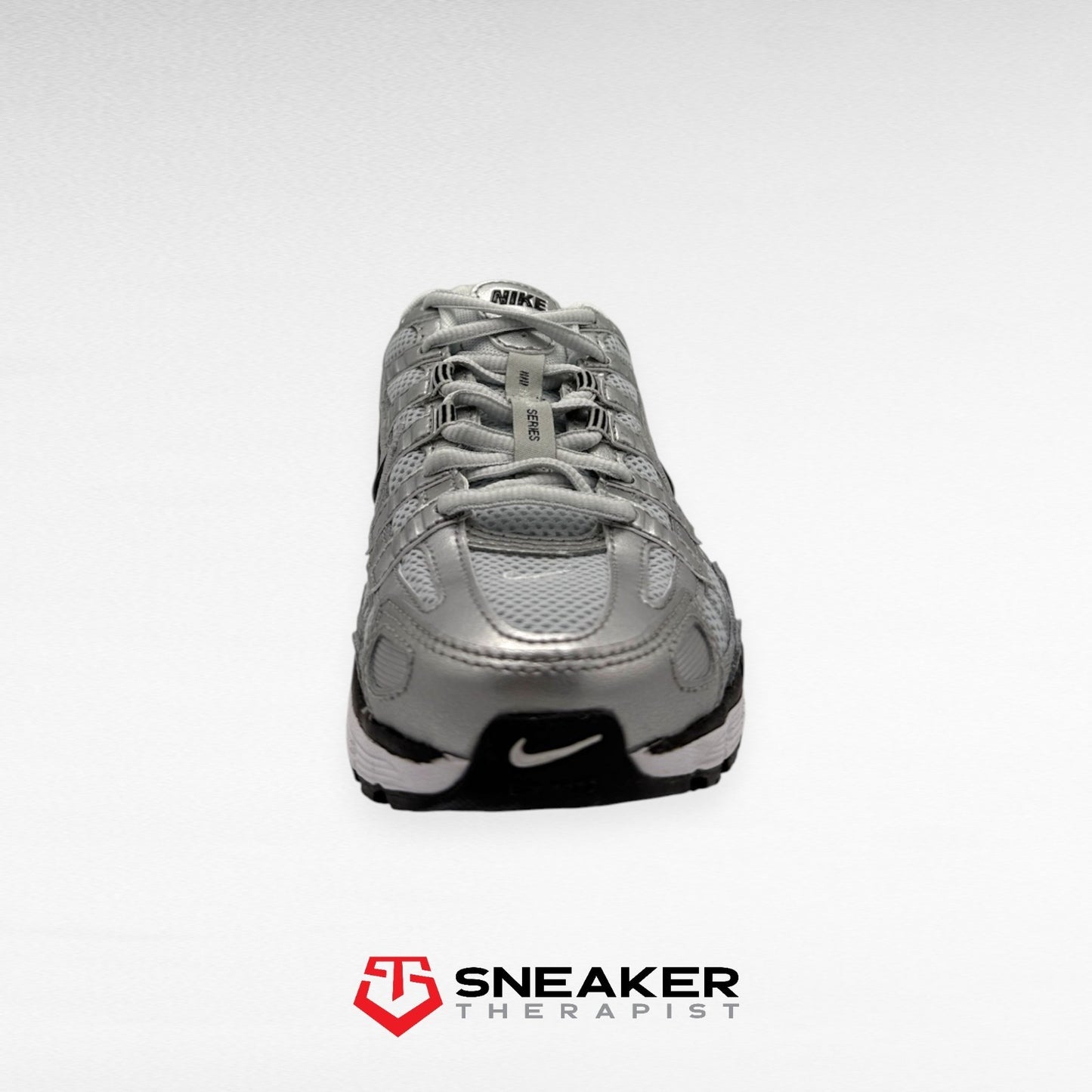 Nike Wmns P-6000 'Metallic Silver' SKU: FD9876 101 Gr. 36.5 | 37.5 | 38.5 | 40.5
