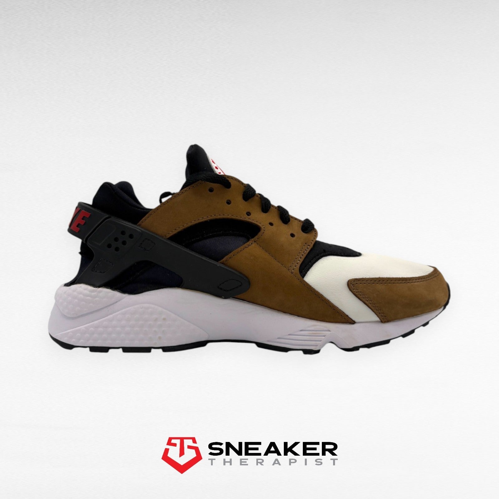 Nike Air Huarache LE 'Bison' SKU: DH8143-001 Gr. 37.5 | 38 | 38.5 | 39 | 40 | 41