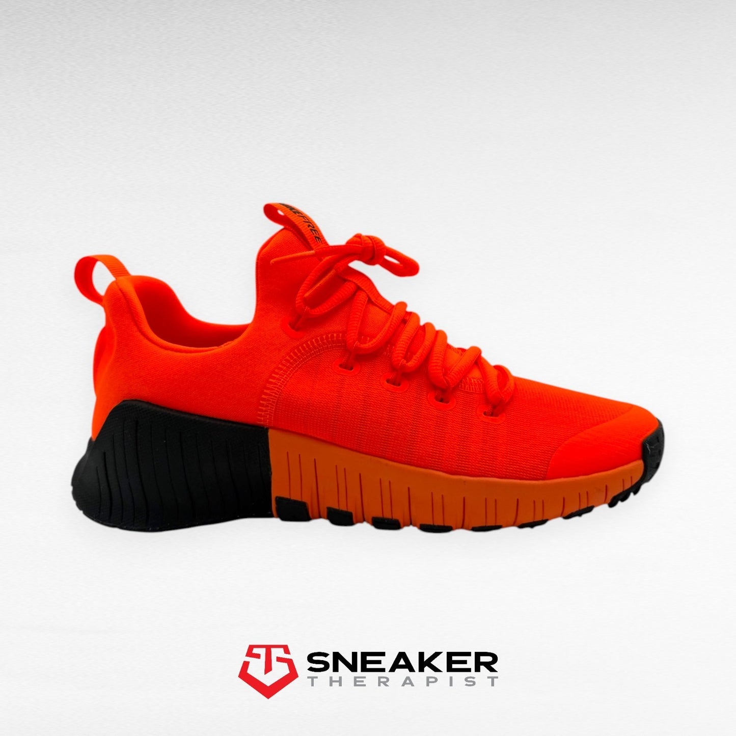 Nike Free Metcon 6 'Hyper Orange' SKU: FJ7127-801 Gr. 39 | 41 | 42.5 | 45 | 45.5