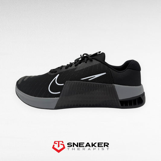 Nike Metcon 9 'Black Smoke Grey' SKU: DZ2617-001 Gr. 47.5 & 48.5