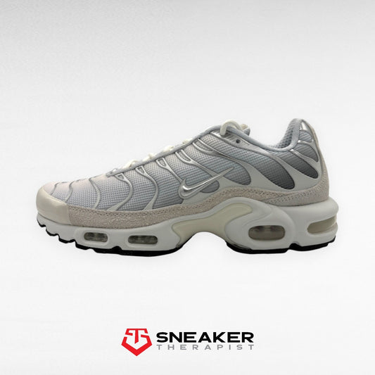 Nike Air Max Plus 'Pure Platinum' SKU: FN7813-001 Gr. 41 | 42 | 42.5 | 43 | 44