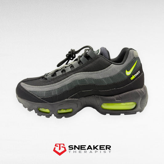 Nike Air Max 95 'Retro Logo' SKU: CV1635-002 Gr. 38.5 | 39 | 40 | 40.5 | 42.5 
