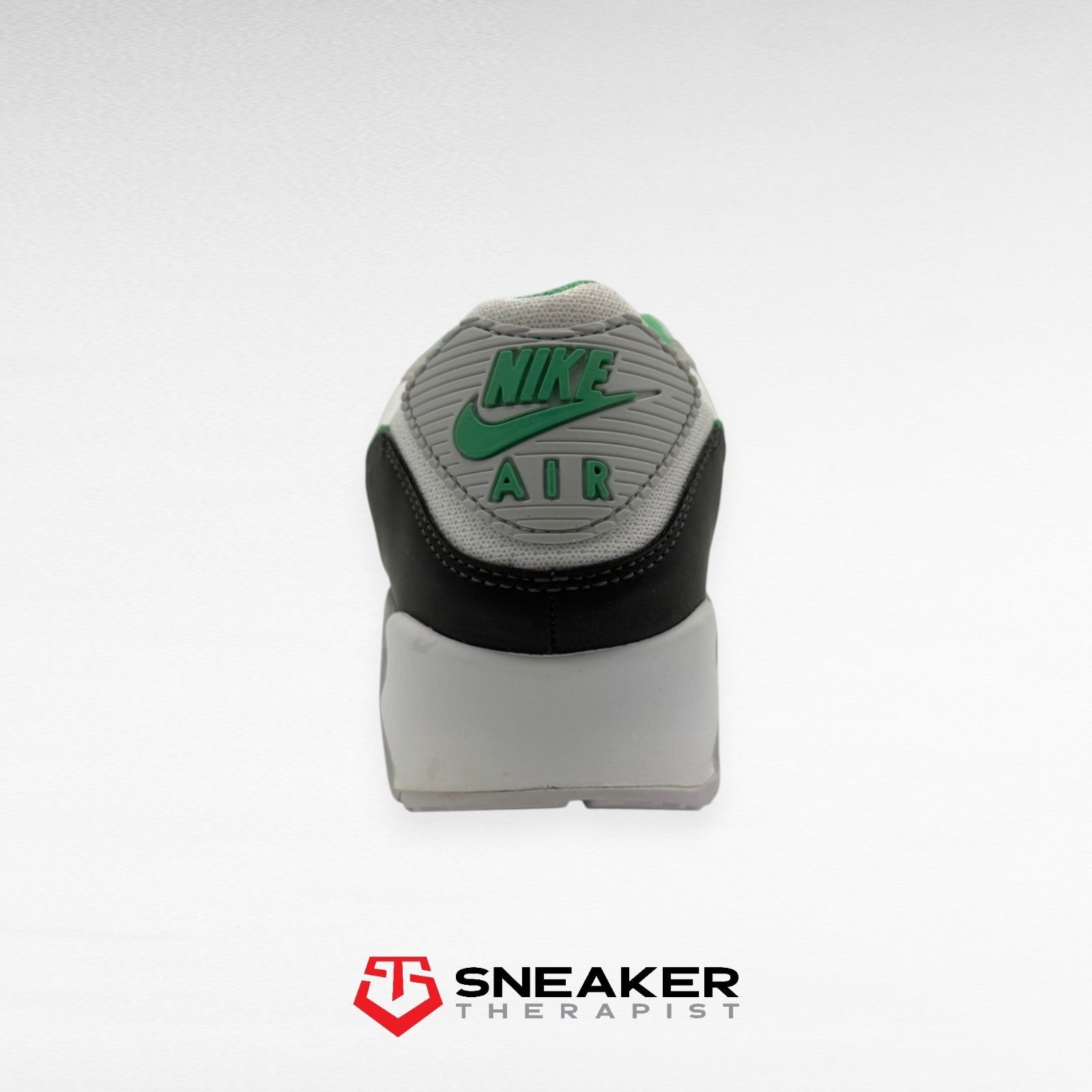 Nike Air Max 90 'Spring Green' SKU: DM0029-104 Gr. 45 & 46