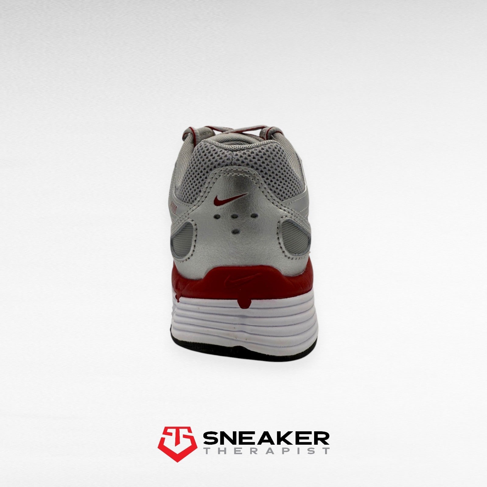 Nike P-6000 'Metallic Silver Gym Red' - CD6404-024 - Größe EU 44.5 | US 10.5