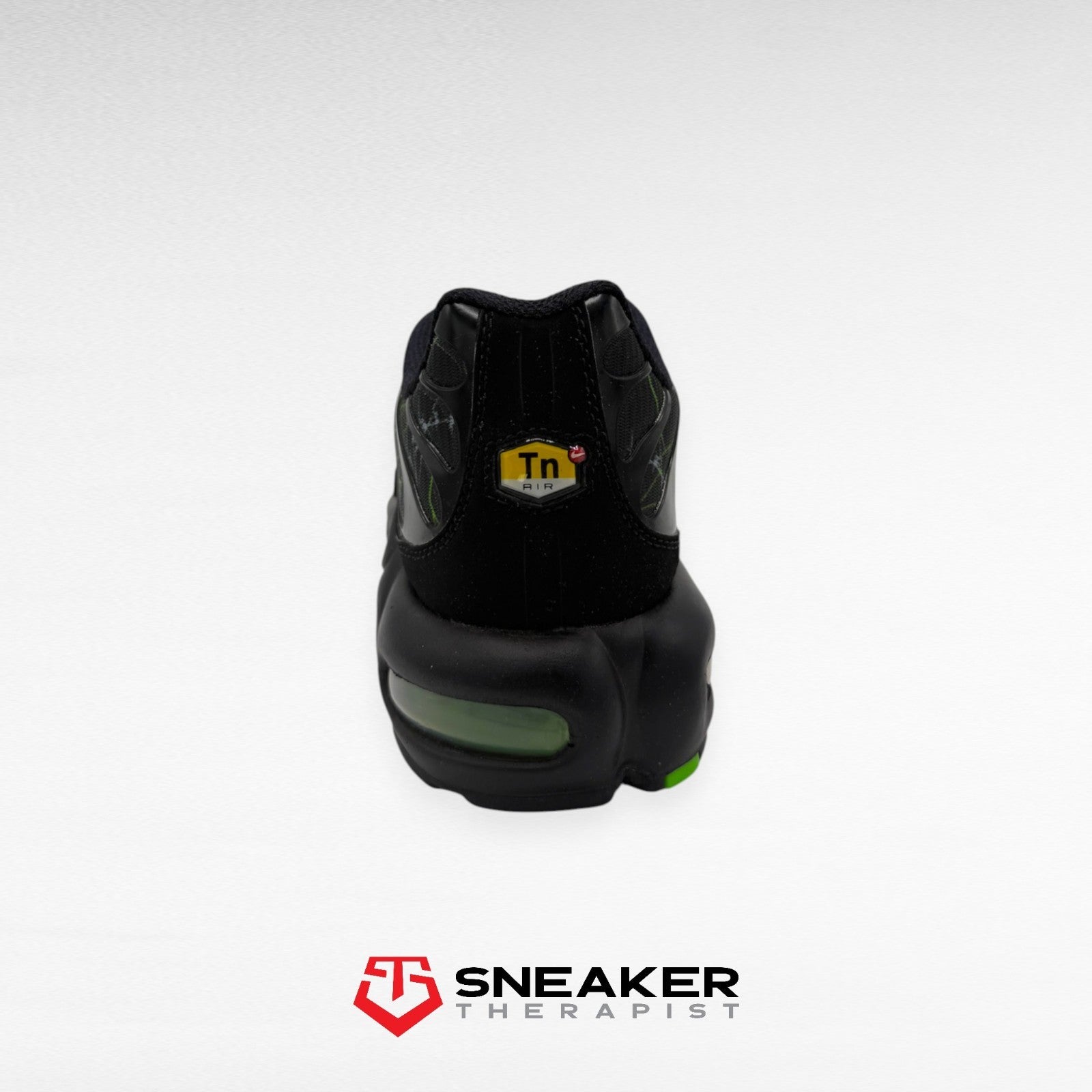Nike Air Max Plus 'Shattered Glass' SKU: IB3075-001 Gr. 42 | 42.5 | 44 | 44.5