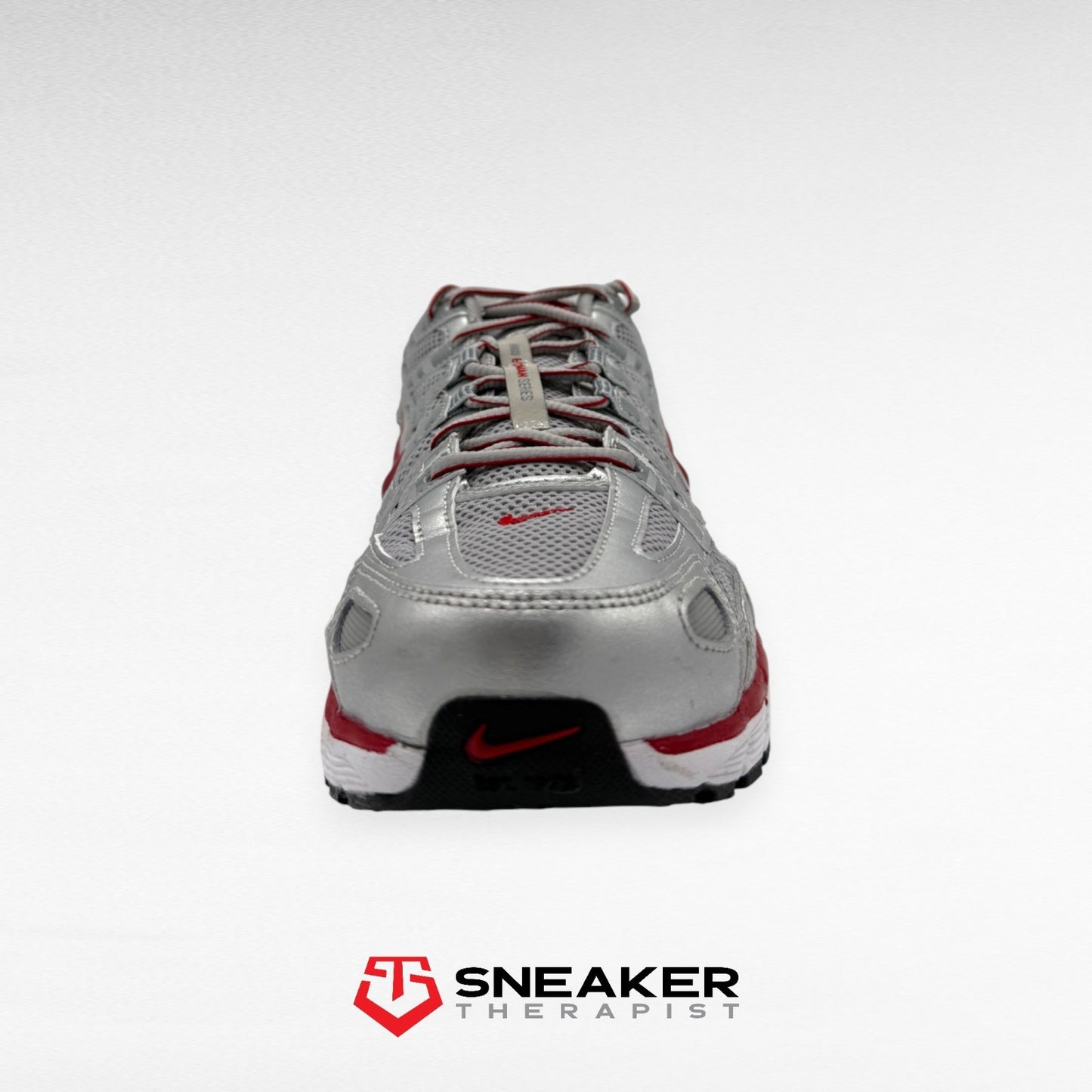 Nike P-6000 'Metallic Silver Gym Red' - CD6404-024 - Größe EU 44.5 | US 10.5