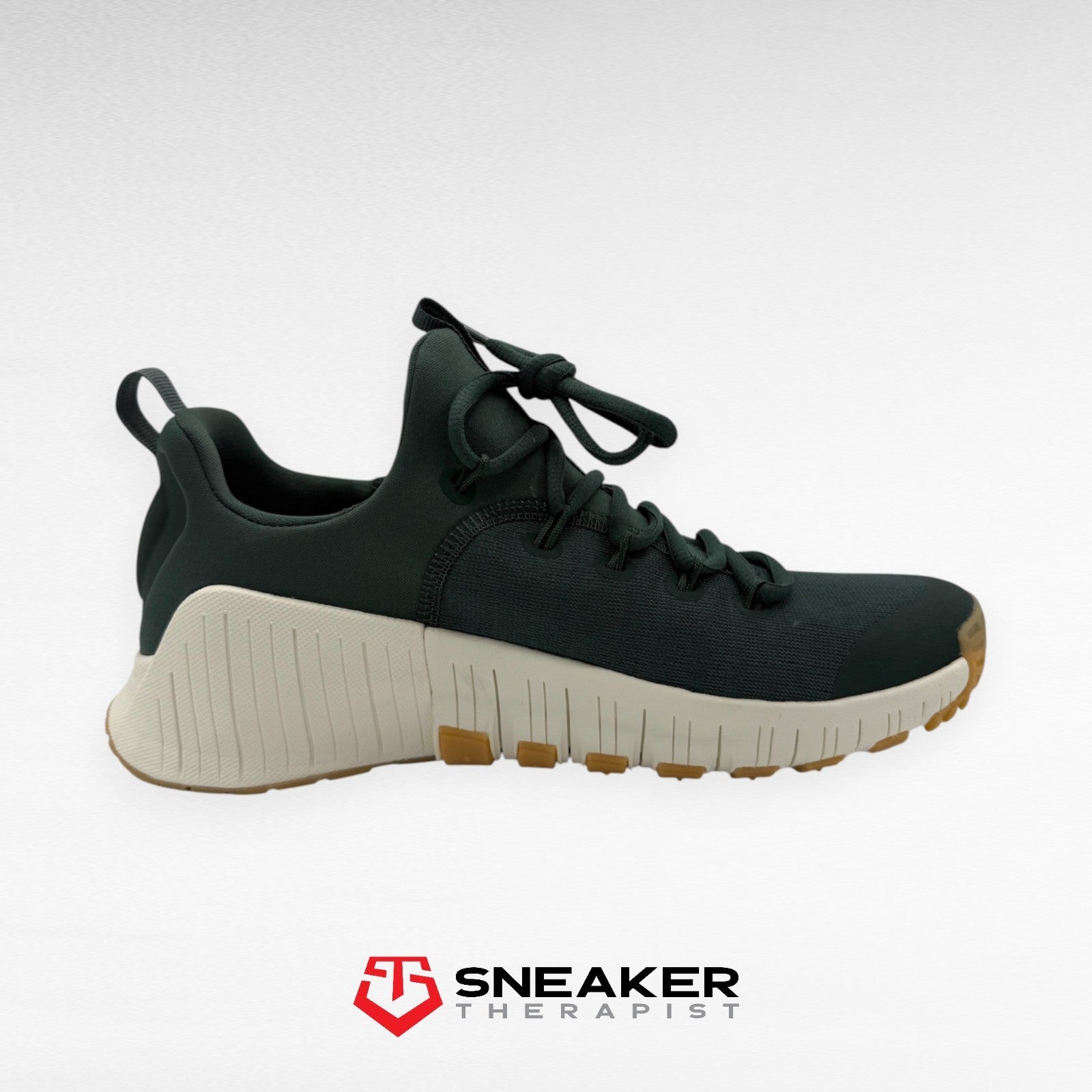 Nike Wmns Free Metcon 6 'Vintage Green' SKU: FJ7126-300 Gr. 40 | 40.5 | 42