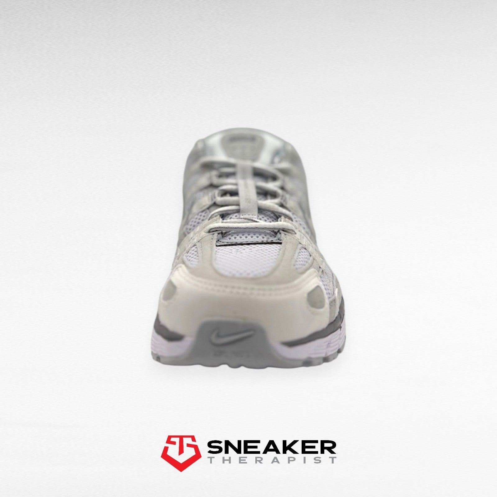 Nike Wmns P-6000 'Metallic Summit White' FV6603-101 Gr. 38 | 38.5 | 39 | 40.5